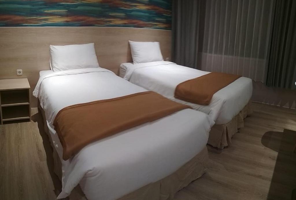 Hotel Lereng Bromo パスルアン エクステリア 写真