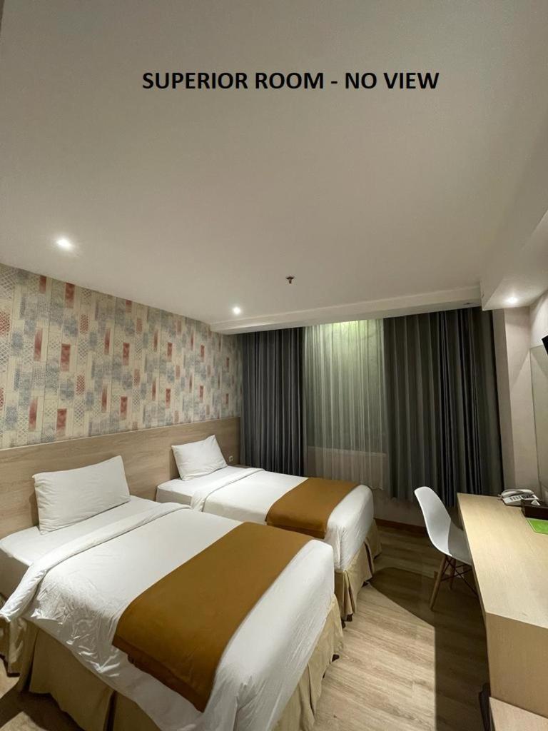 Hotel Lereng Bromo パスルアン エクステリア 写真